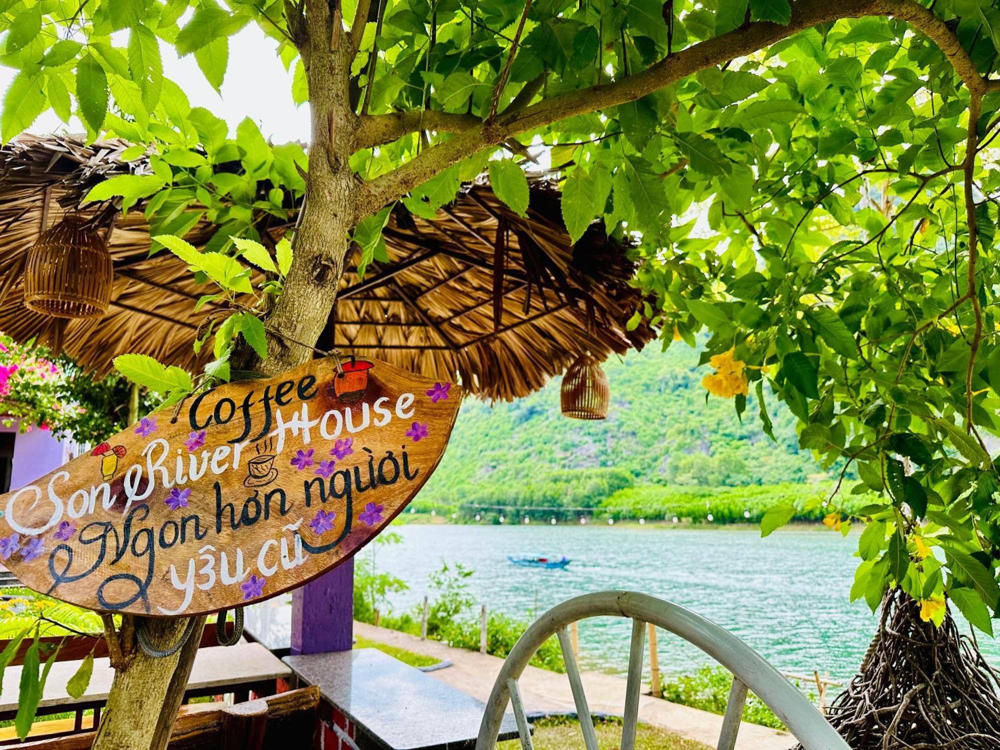 Son River House Phong Nha Exterior photo